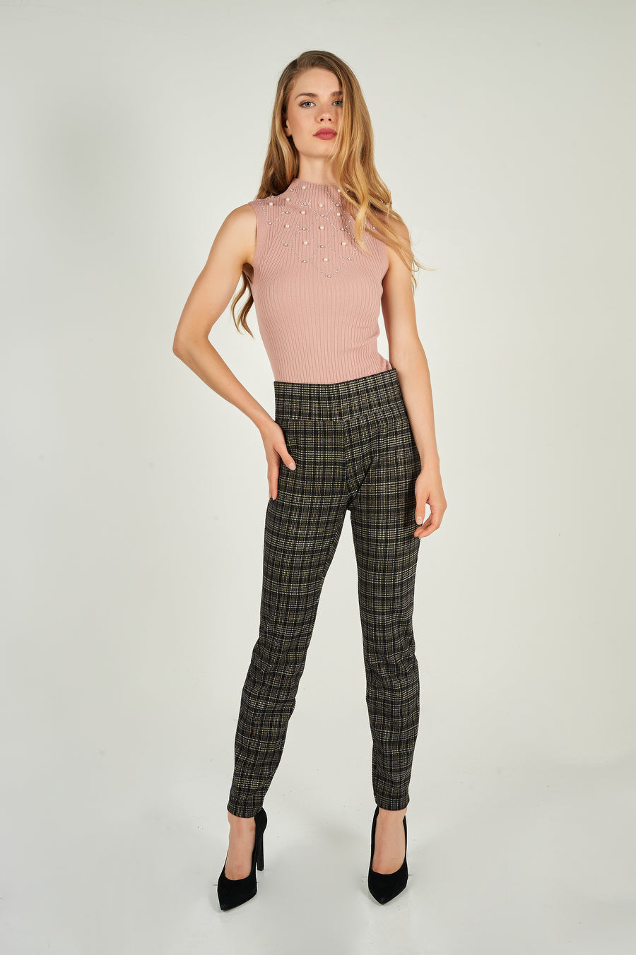 magasinez les pantalons à enfiler à carreaux - Shop the plaid pull on pants from colori