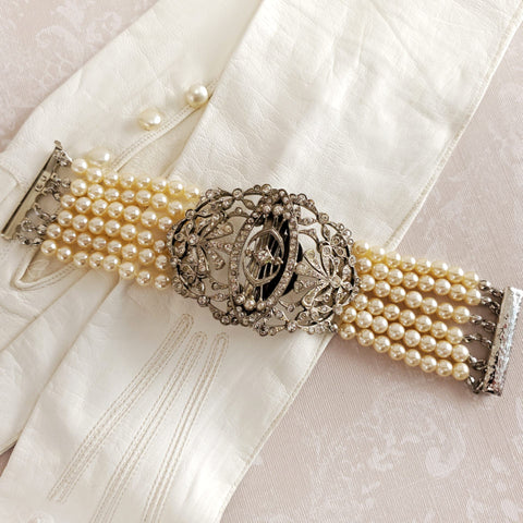 Vintage Style Pearl Bracelet 