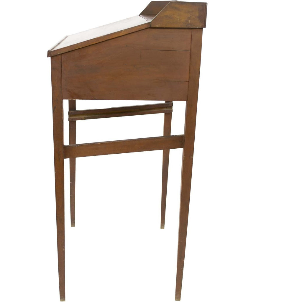 Antique Standing Desk Model Rumah Minimalis