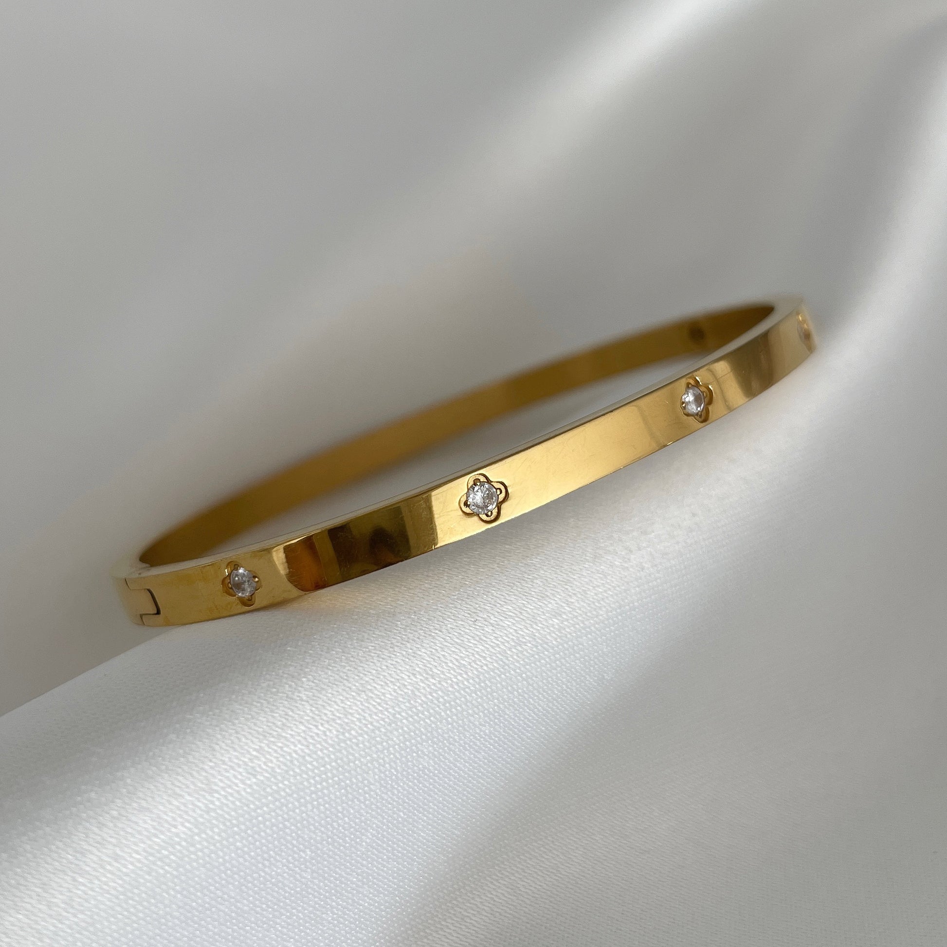 A Guide To Reselling A Cartier Bracelet What To Know Before You Sell   Sweetandspark