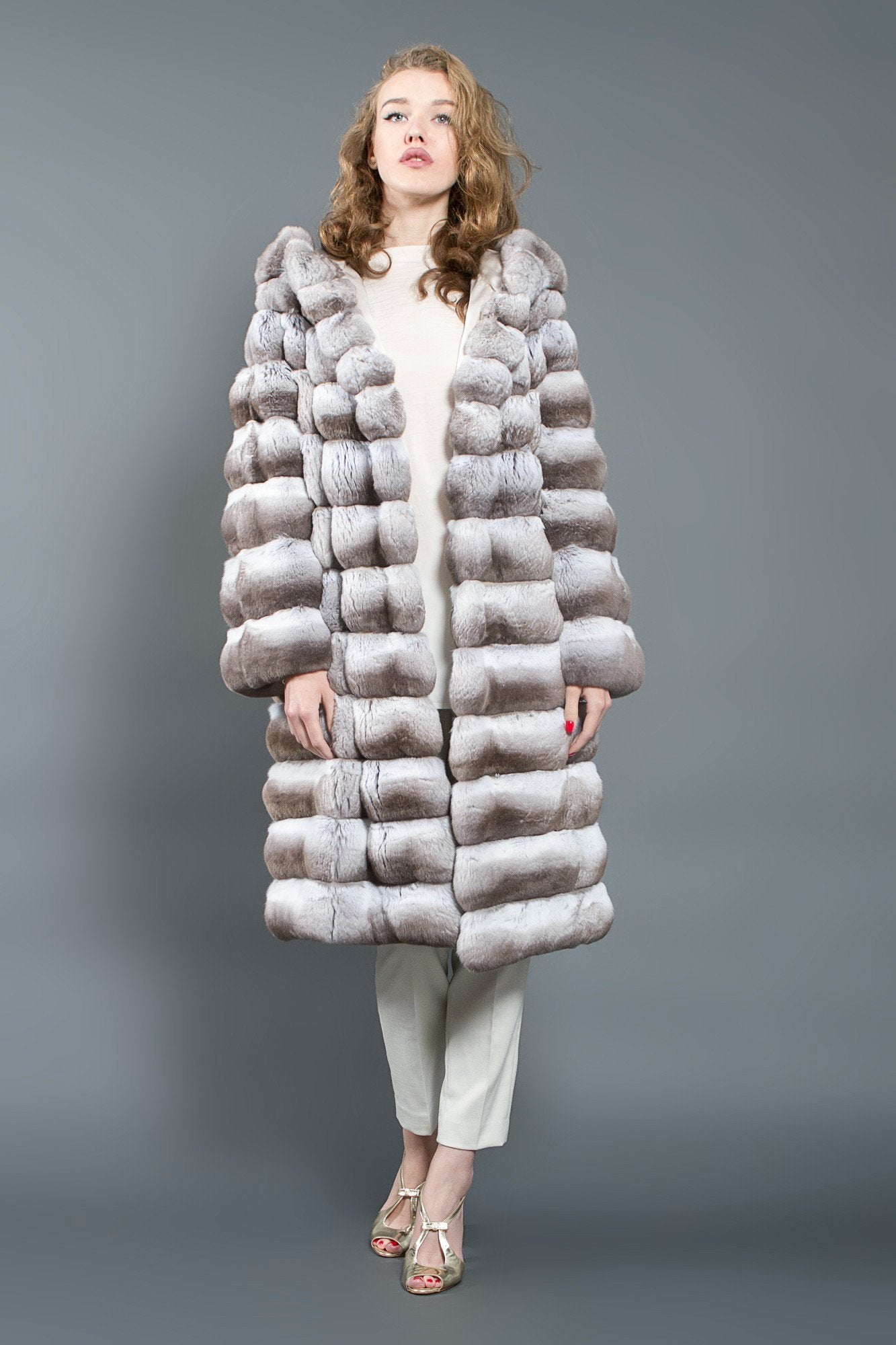 Beige Chinchilla Fur Coat with Hood for women – Fur Caravan