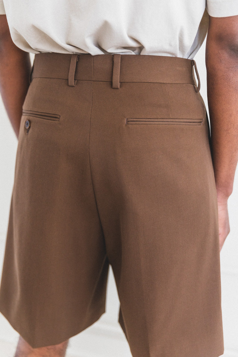 LIGHT WOOL MAX GABARDINE SHORTS IN DARK BROWN