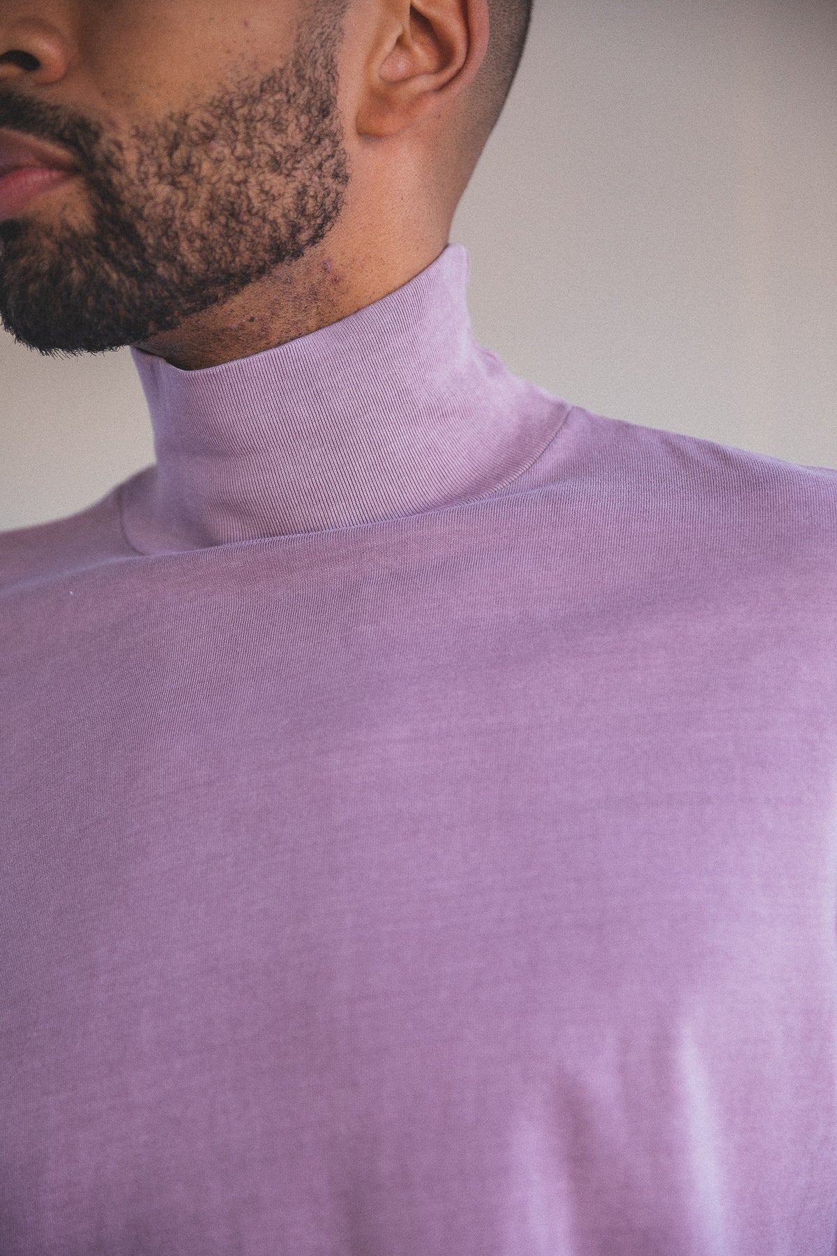 JERSEY TURTLENECK IN CLAY PINK