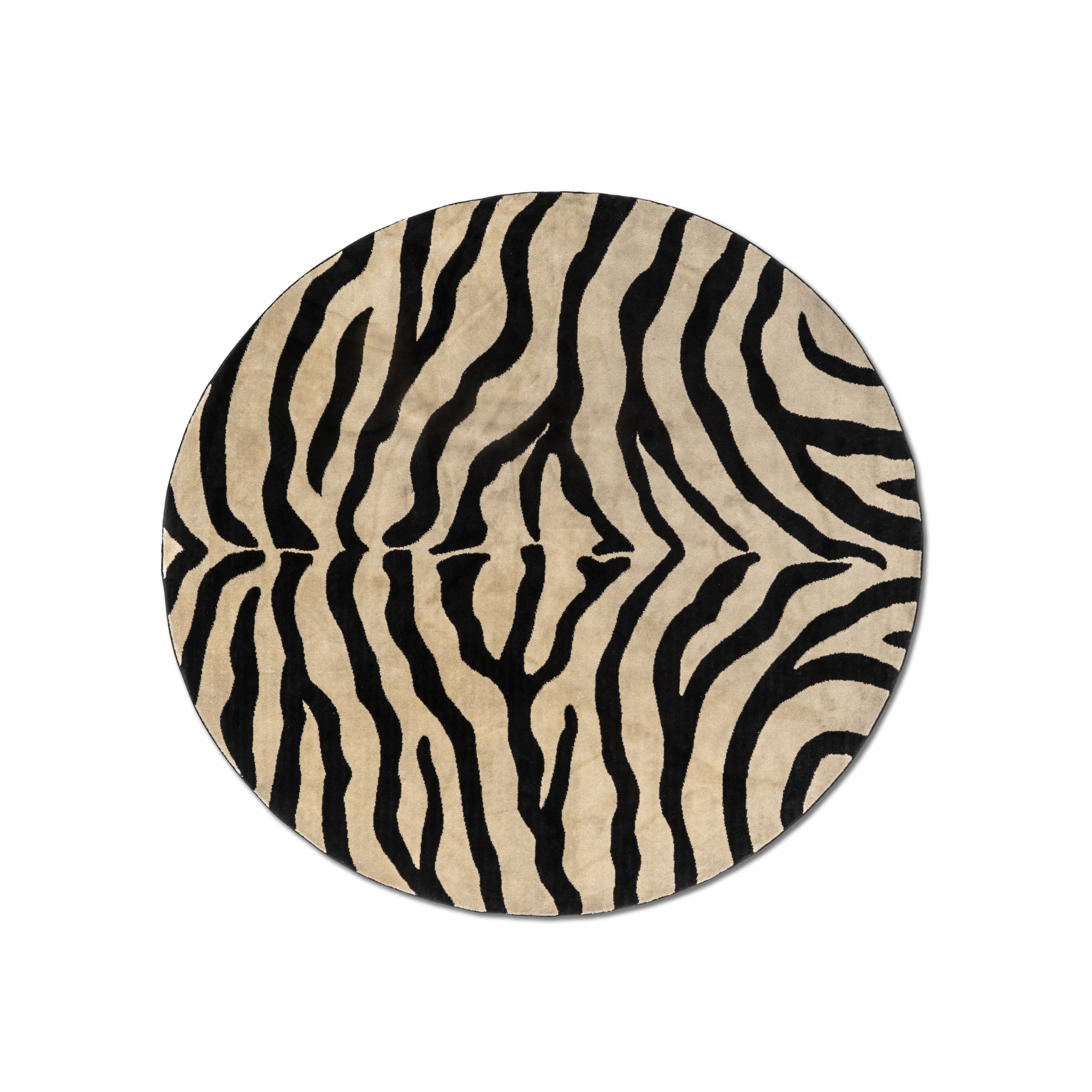 black-white-zebra-circle-rug-modernica-props