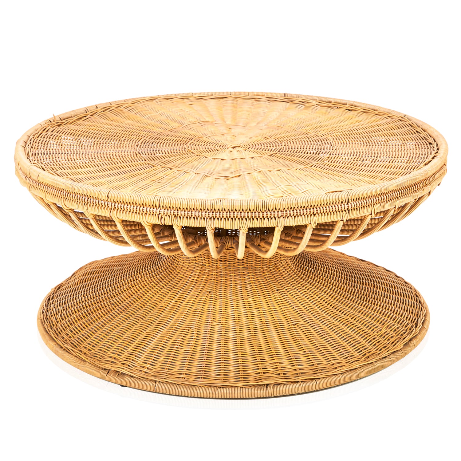 Round Wicker Coffee Table Outdoor / The Well Appointed House Luxuries