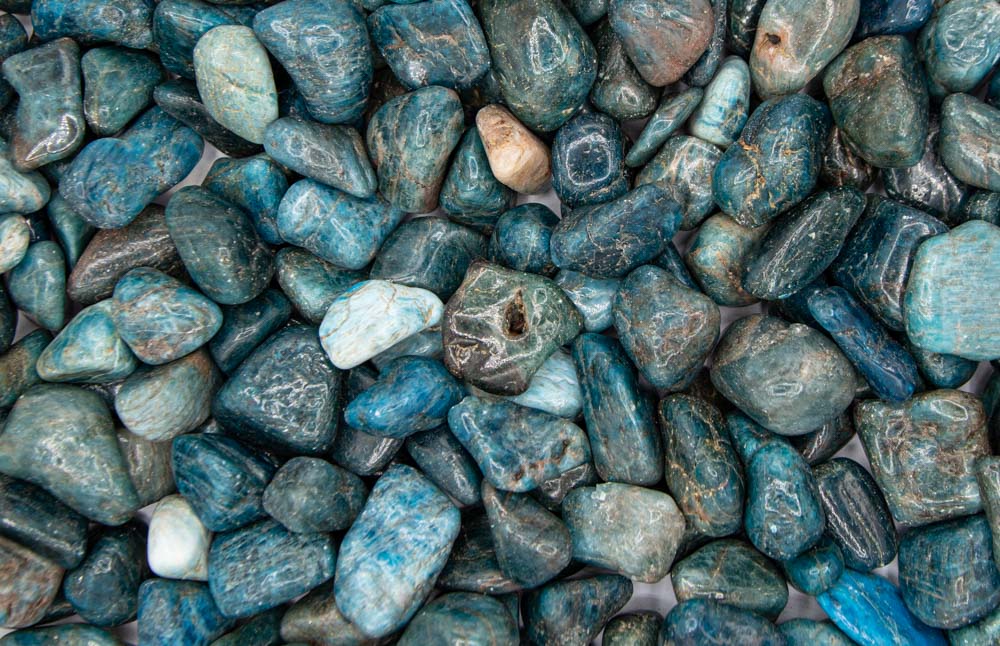 Tumbled Dyed Agate Teal - Wholesale Stones, Minerals, Crystals, and Gems  from SoulMakes – Soulmakes Wholesale