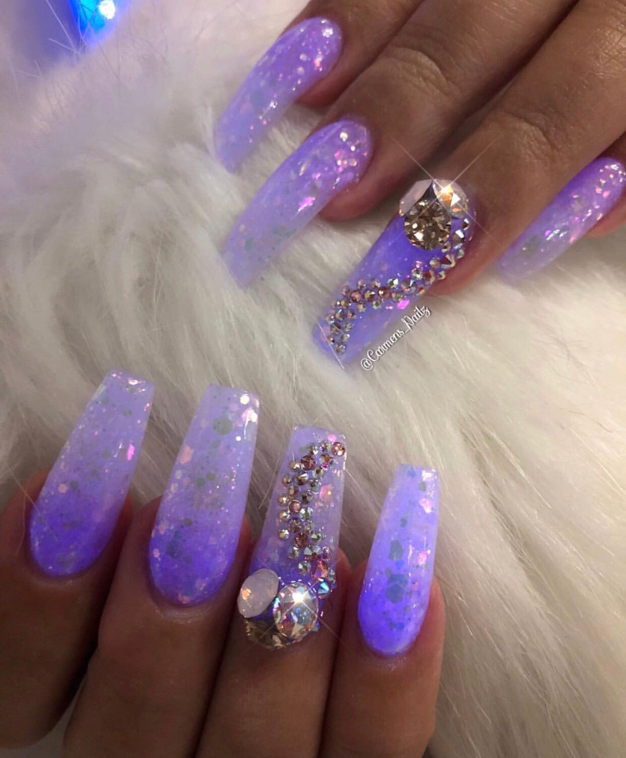 glow up nails