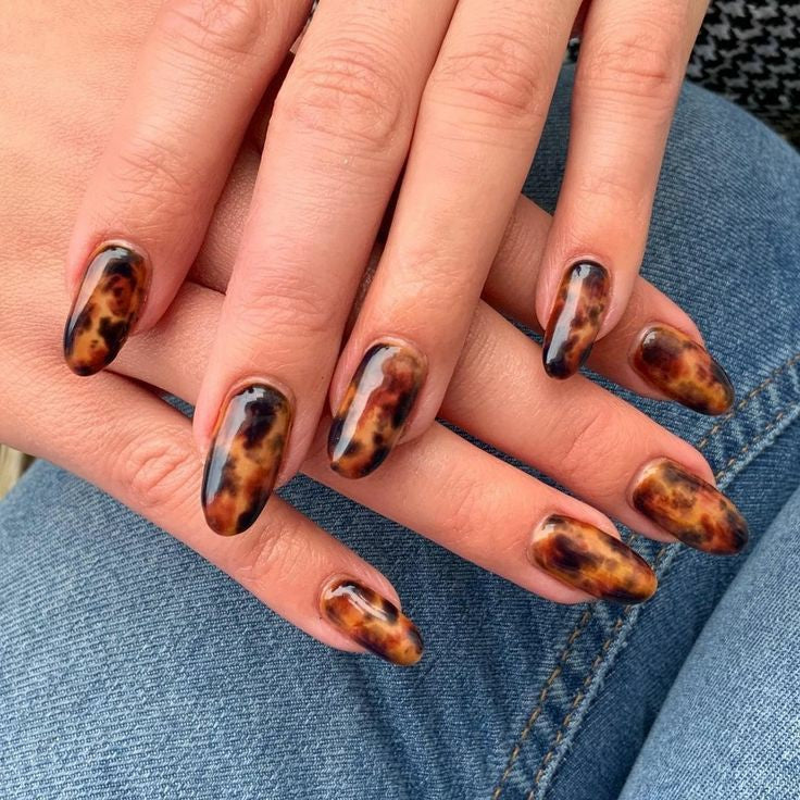 Tortoise shell nail art design trend 