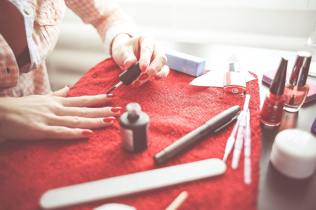 How To Paint Your Nails Perfectly | Step By Step Guide To A Salon-Like Manicure At Home