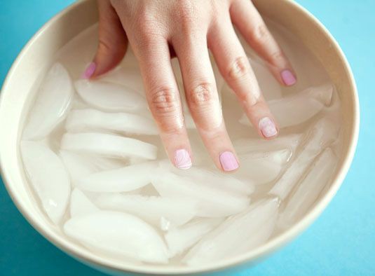 Quickly Dry Off Your Manicure With Ice Water