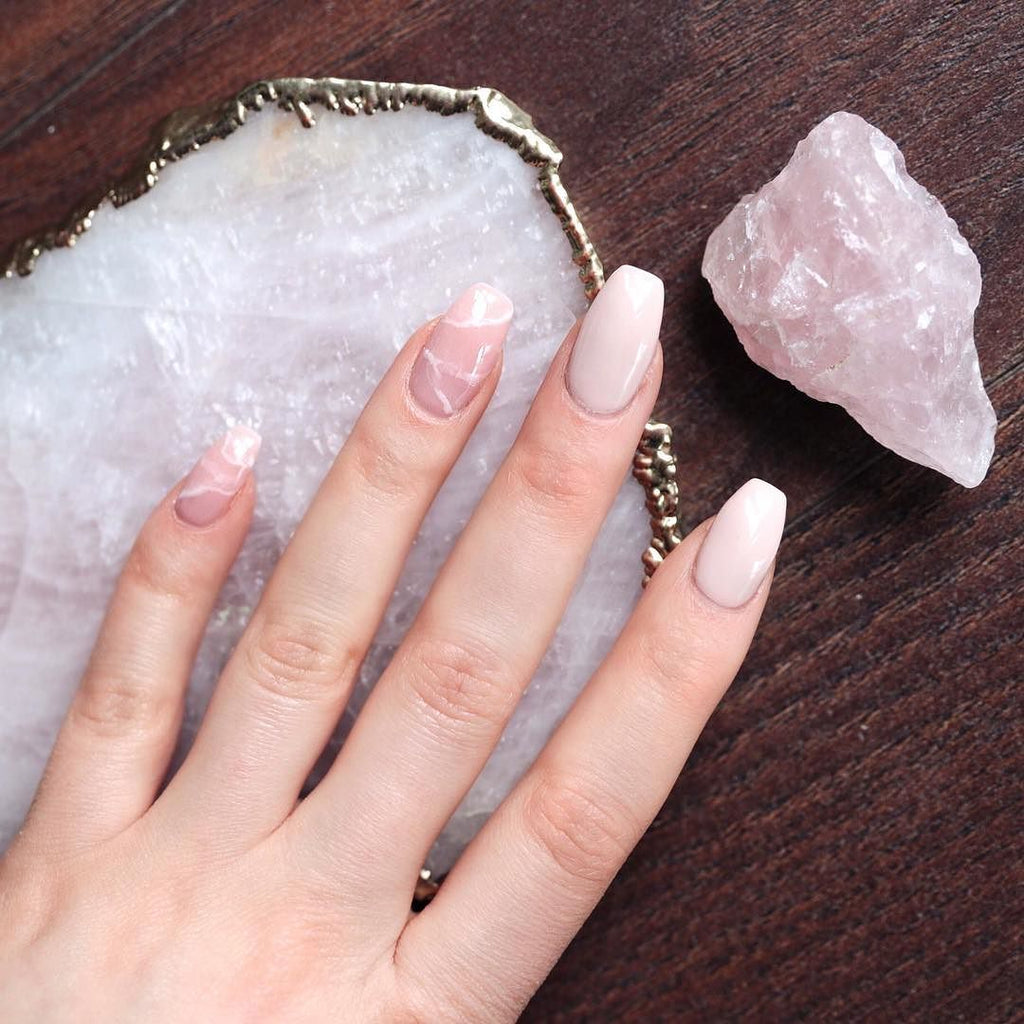 Quartz Nails - The New Nail Art Trend 