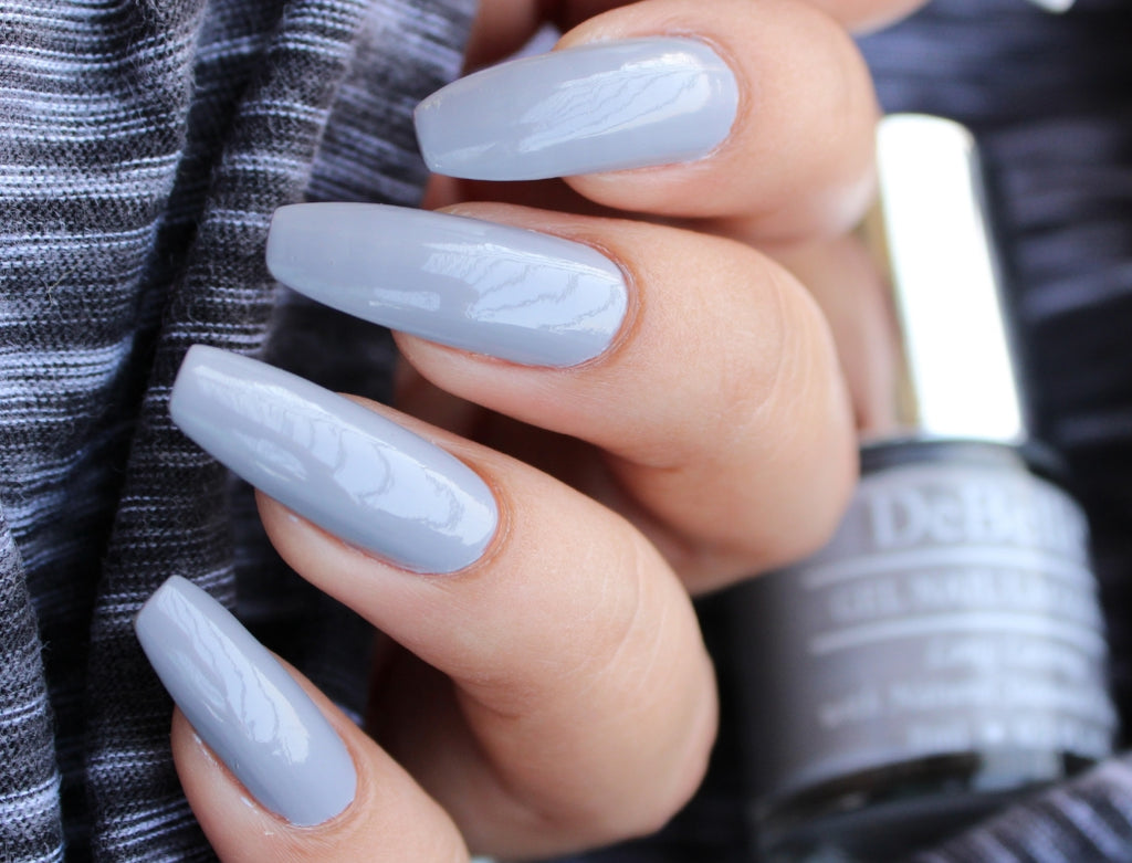 Grey nail polish colour for summers