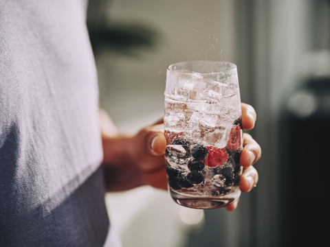 healthy weight with sparkling water