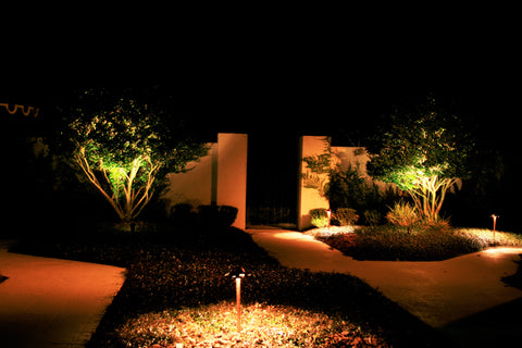 Mejore la iluminación de su jardín a LED de una manera inteligente –  Hykolity