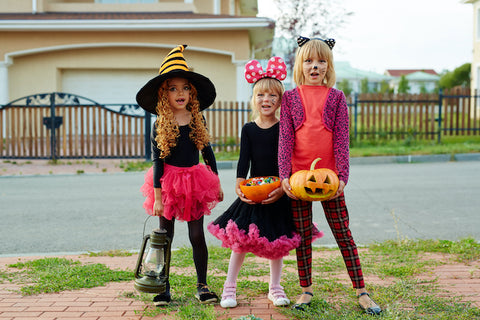 girls trick or treating