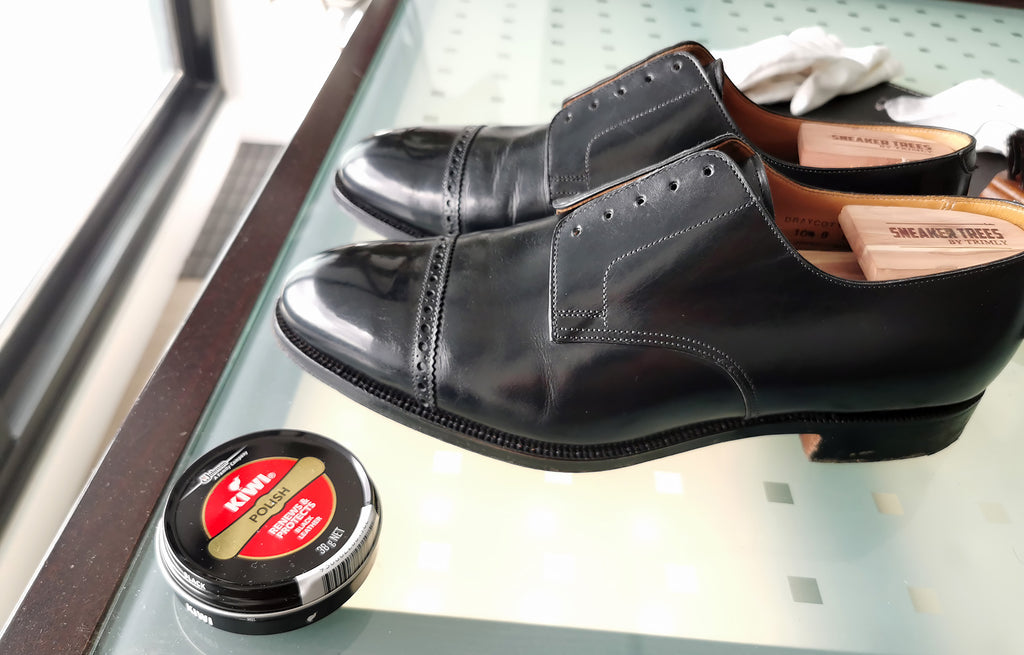 How to properly clean, polish & protect your leather shoes - MISTER MINIT