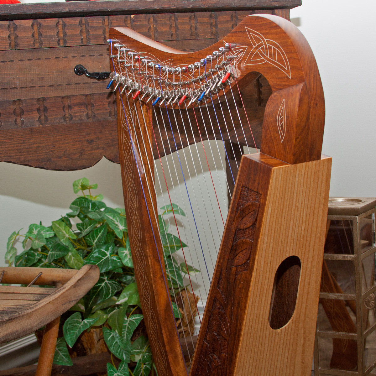 Roosebeck Heather Harp 22-String, Sheesham 5-Panel, Chelby Levers