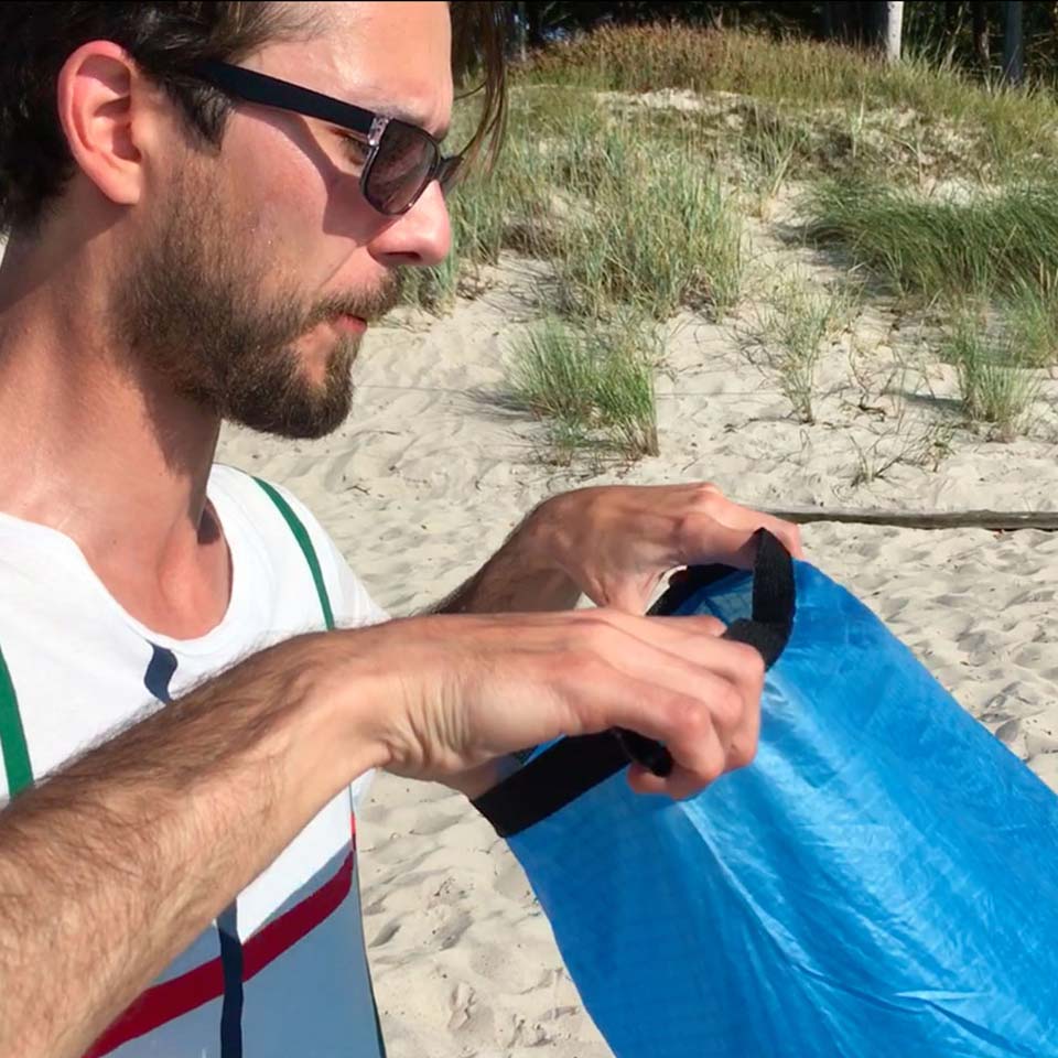 STRANDKISSEN NEU 2021, PRO 140 L aus HÖHLE der LÖWEN: 3-in-1: Super schnelle LUFTPUMPE für Luftmatratze & Co + XXL PACKSACK FLUXBAG 3.0 Original STRANDKISSEN NEU 2021, PRO 140 L aus HÖHLE der LÖWEN: 3-in-1: Super schnelle LUFTPUMPE für Luftmatratze & Co + XXL PACKSACK FLUXBAG 3.0 Original