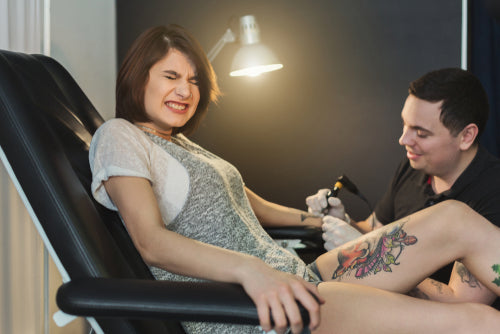 MINIMIZE PAIN WHILE GETTING TATTOOED