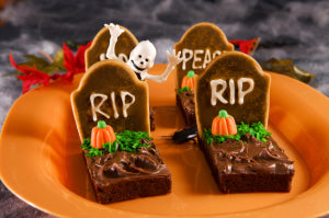 Halloween Graveyard Brownies