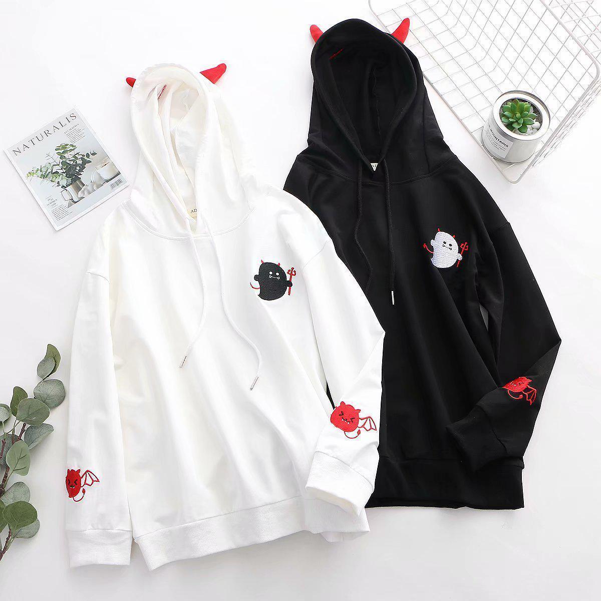 girls white hooded sweatshirt