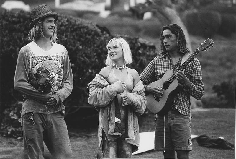 Spectators at Joel Tudor Surfight classic longboard contest.