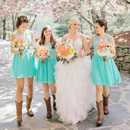 Country Mint Lace Top Chiffon Short Bridesmaid Dresses With Cowboy