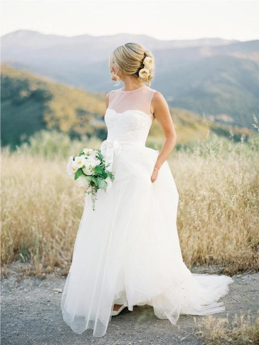 Illusion Neck 3/4 Sleeve Glitter Tulle Bridal Gown - Xdressy
