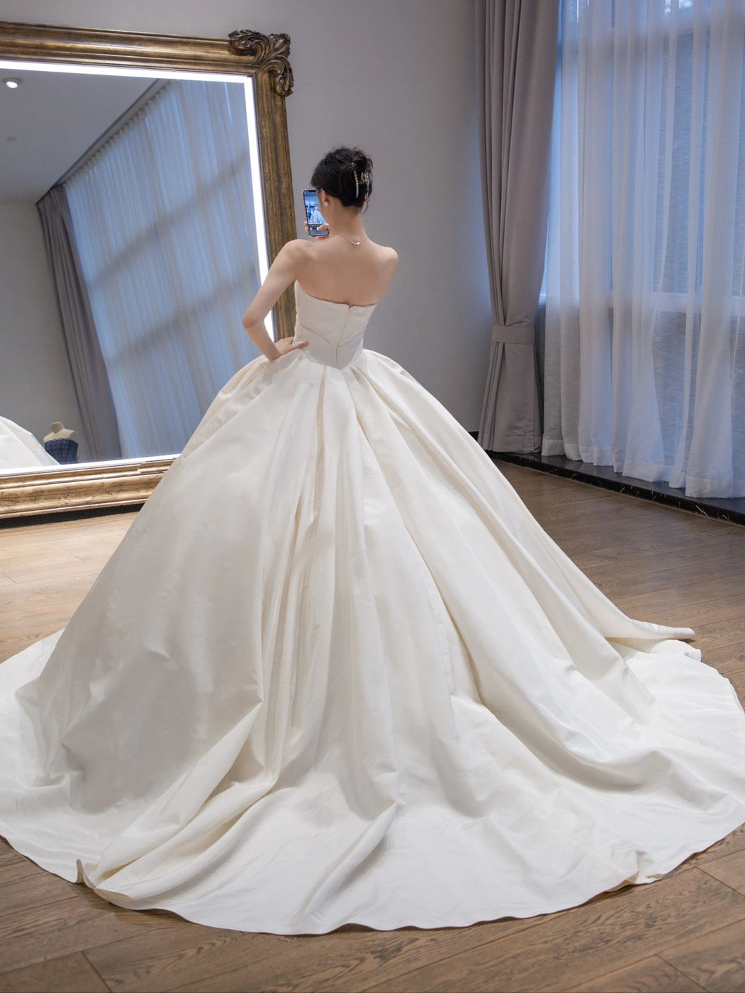 Simple Ball Gown Silk Taffeta Wedding Dress 9455