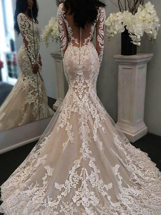 Vintage Inspired Mermaid Lace V-neck Long Sleeve Wedding Dress with