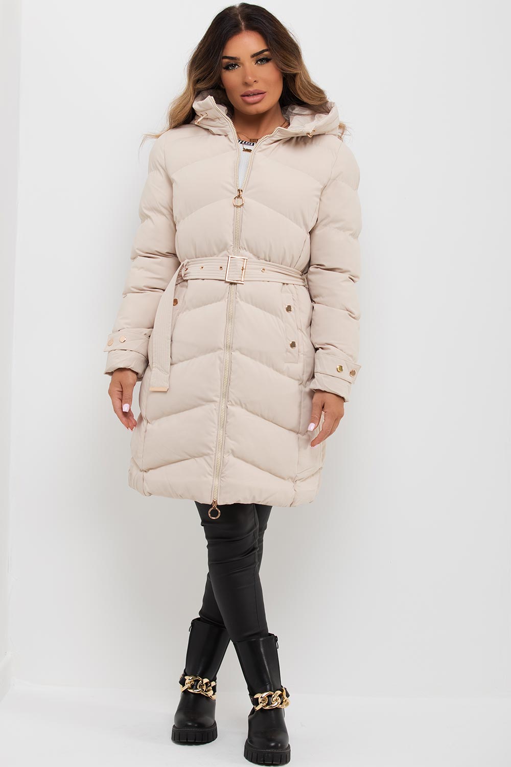 Beige Long Puffer Coat With Belt And Gold Button Detail – Styledup.co.uk