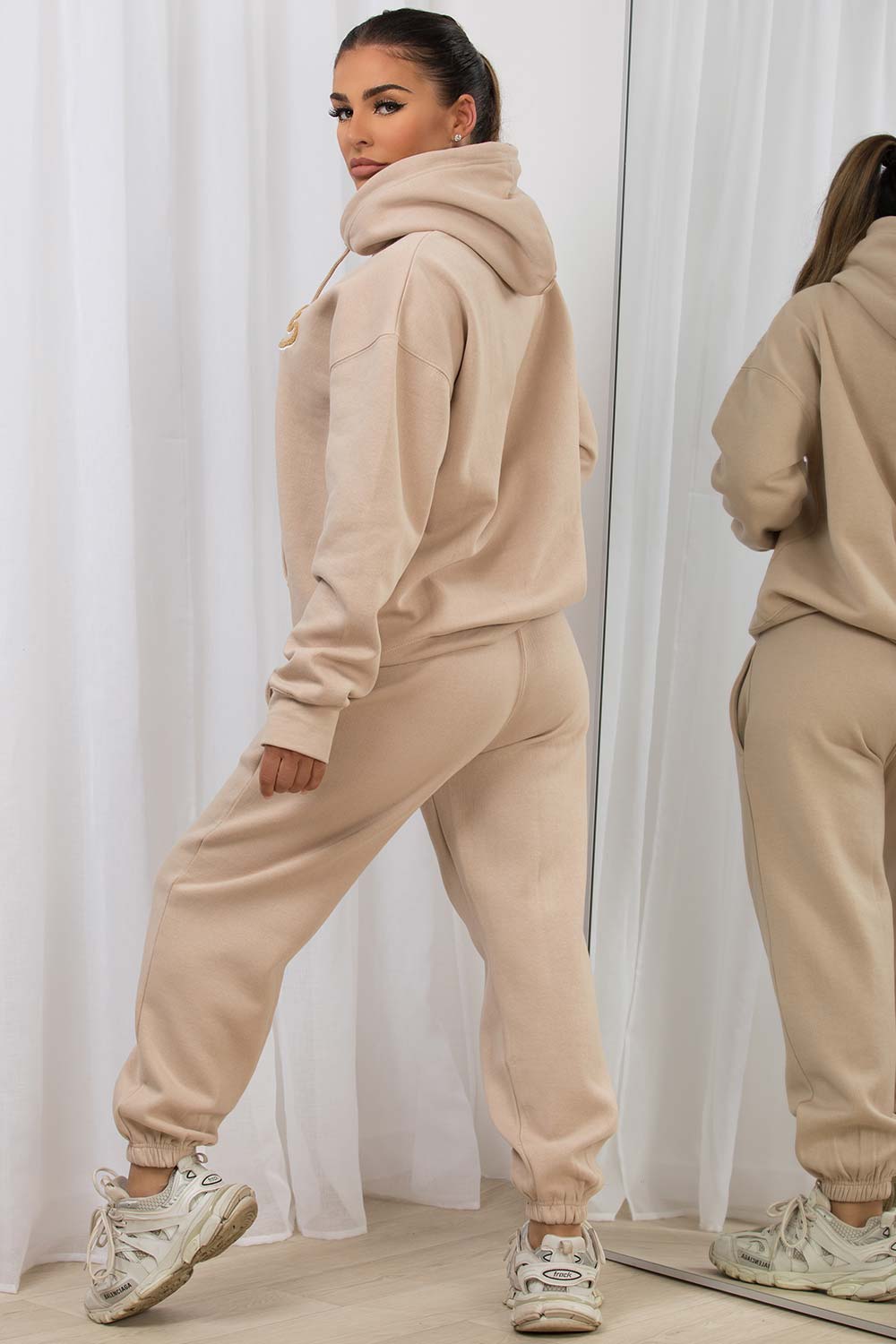 Women's Loungewear Set With New York Embroidery Beige – Styledup.co.uk