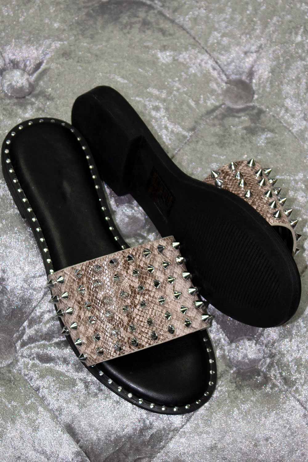 studded sliders black