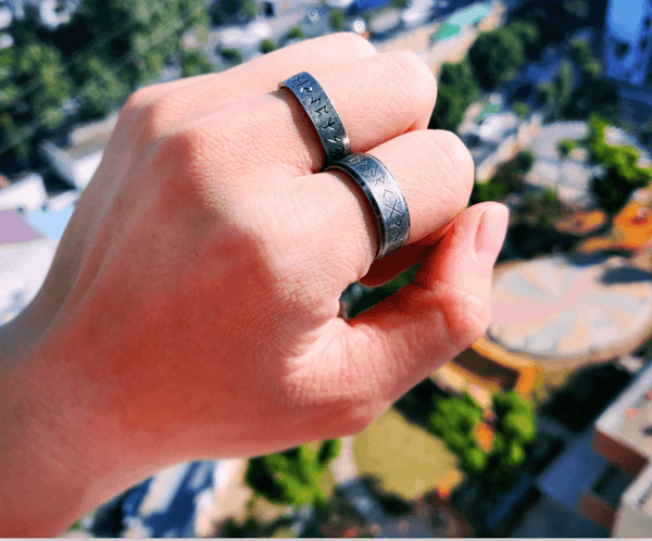 Mens Viking Ring - Ancient Norse Mythology Viking Odin Amulet Runes Ring