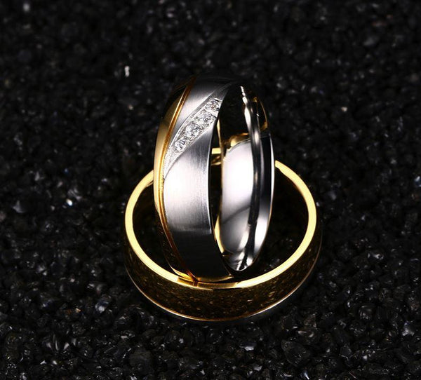 Couples rings - gold and silver matching couple ring set