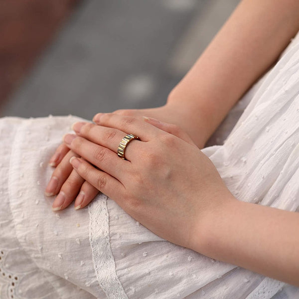 Unique Asymmetric Slanted Wheel Pattern Titanium Ring