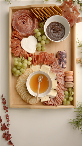 Deck the Halls With Cheese & Crackers Charcuterie Serving