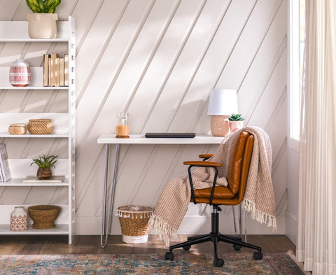 White top desk with silver hairpin-leg desk 