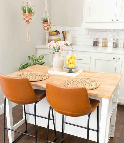 How To Make An Easy Wood Centerpiece For Your Dining Room Table 