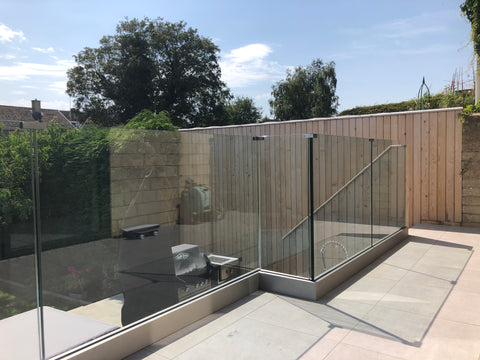 External balustrade for veranda