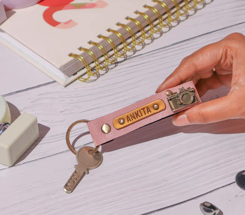 The Messy Corner | PERSONALIZED KEYCHAIN