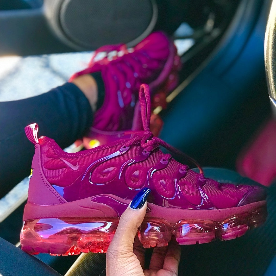 burgundy and pink vapormax