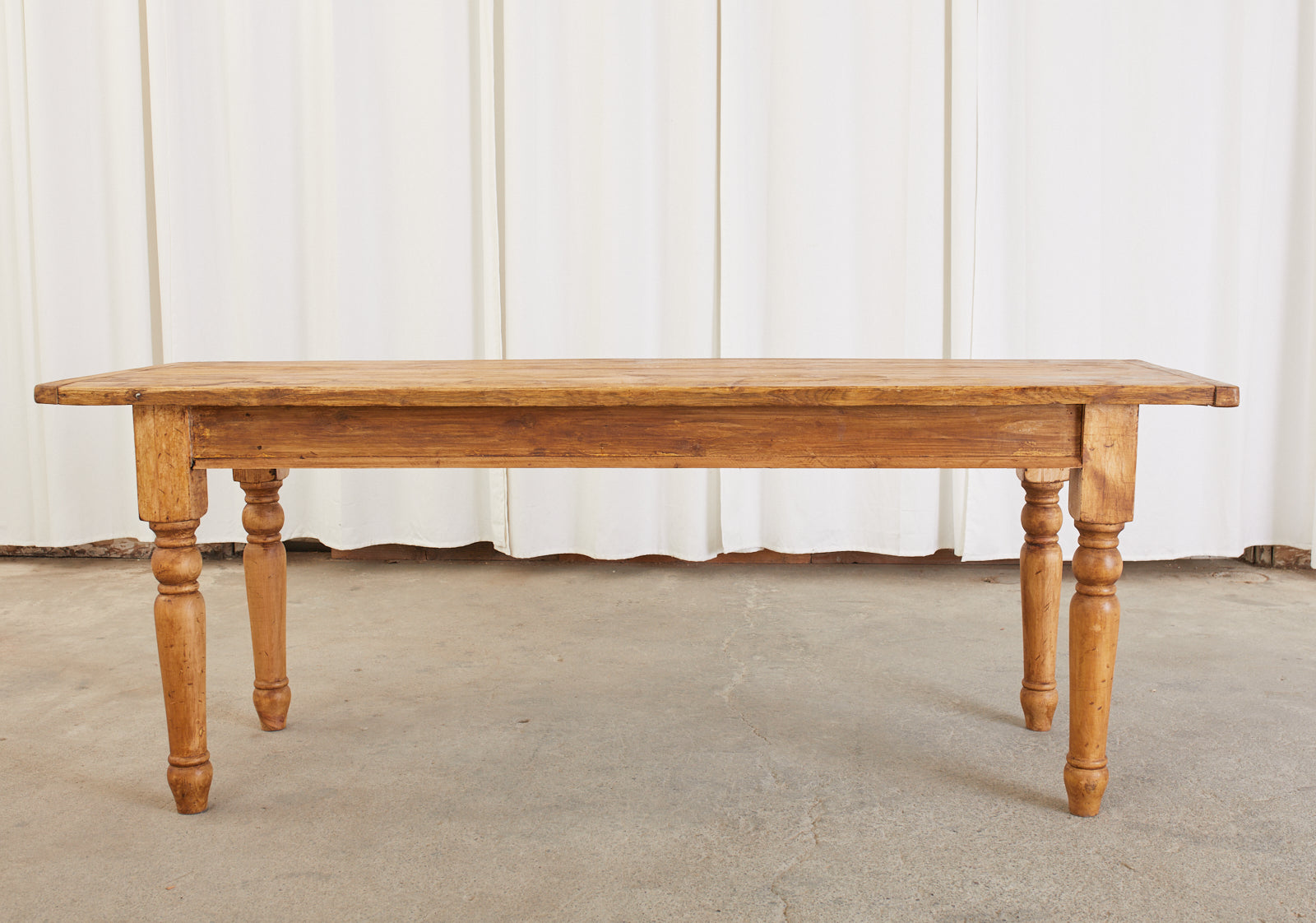 Country English Reclaimed Pine Farmhouse Dining Table
