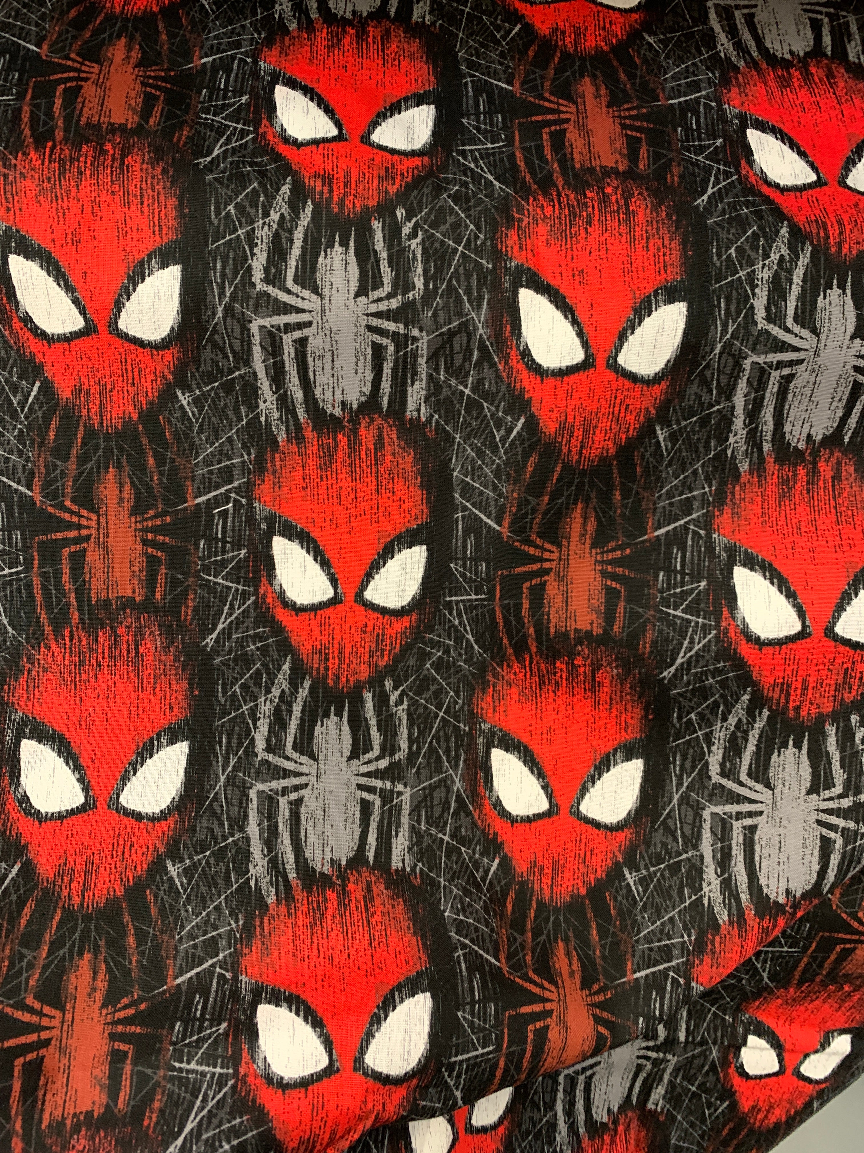 Marvel Fabric - Spiderman Mask On Black LFC07 – Fabric Mouse Sewing Machines