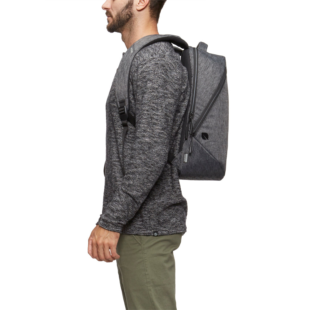 incase reform backpack