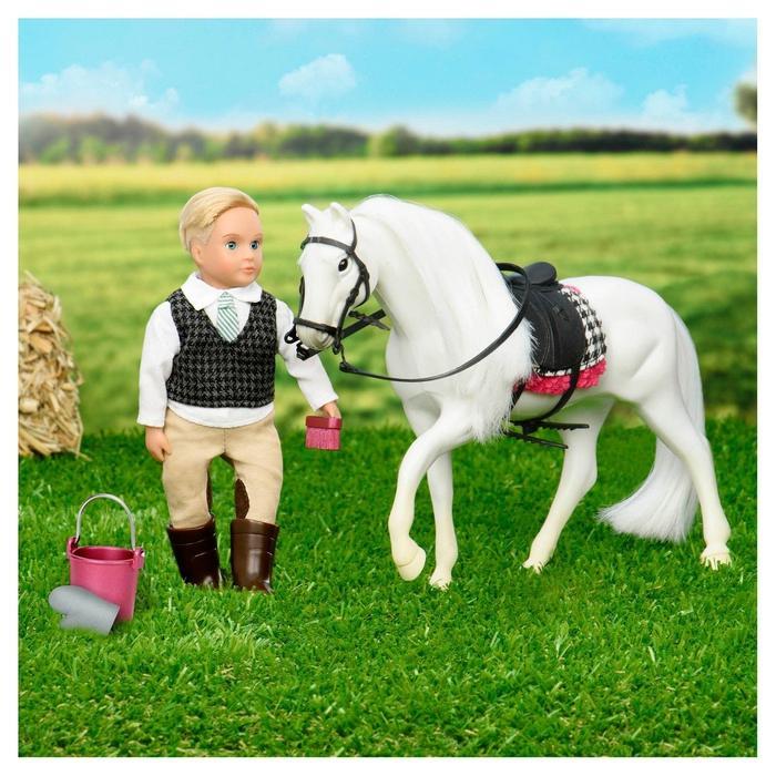 lori doll horse