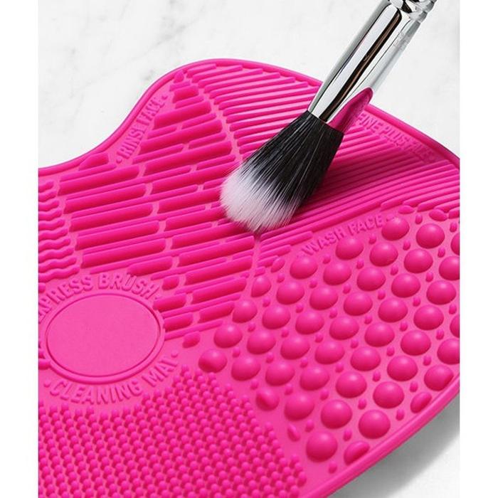 Make-up Brush Cleaning Mat | Shop Online | Snatcher