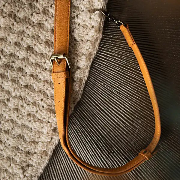 Caia leather strap