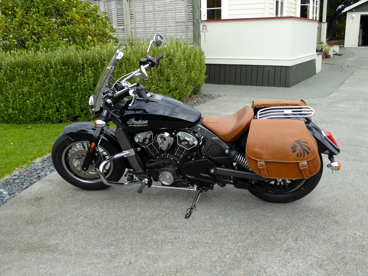 indian scout bobber saddle bags