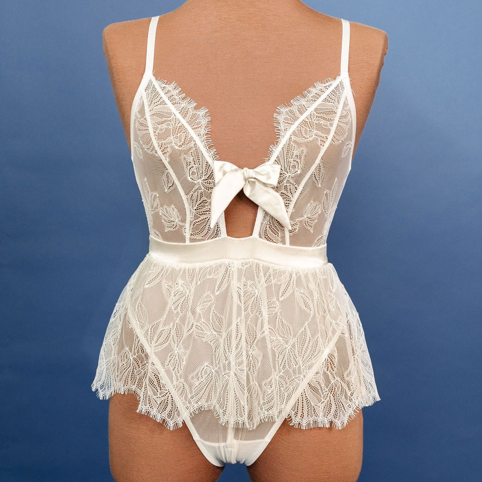 Eyelash Lace Crotchless Teddy - Cream by Mentionables